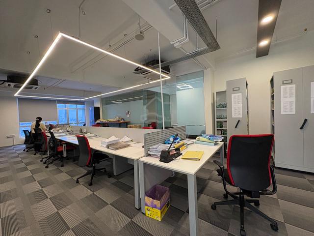Menara Prima PJ (The Tube) | 1,635 sf Corner High Floor | Office Unit 1