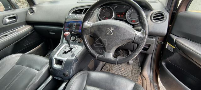 2014 Peugeot 5008 1.6 THP FACELIFT (A) - 4