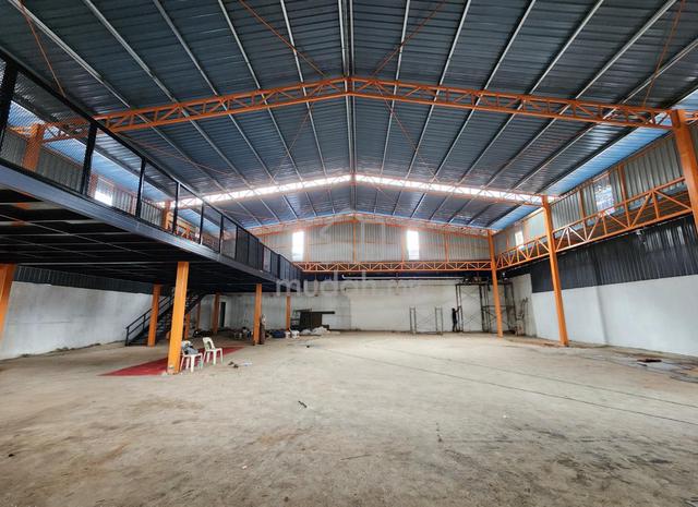 1.5 Storey Detached Warehouse Salak Selatan Sungai Besi 1
