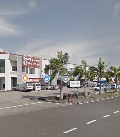 Ground Floor Shoplot Facing Main Road 1