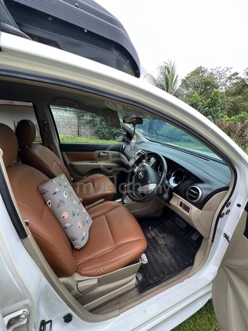 2015 Nissan GRAND LIVINA 1.6 (A) - 4