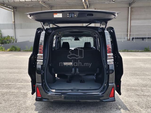 2018 Toyota VOXY 2.0 ZS KIRAMEKI (A) FULL LOAN - 5