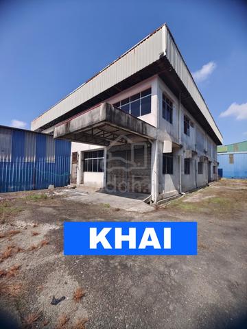 CLEAN Semi-D Factory Warehouse For RENT Kawasan Perindustrian Valdor 1