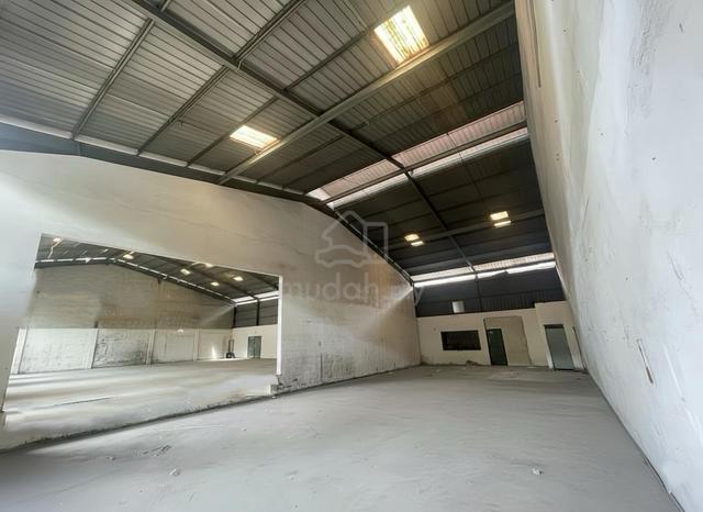 USJ 1 Warehouse Factory ( 4200sf ) Lans size 60x70 Subang Jaya 1