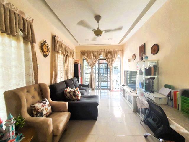 Freehold at HOT AREA (Corner Lot) -Luas di Indera Mahkota 15 , Kuantan 3
