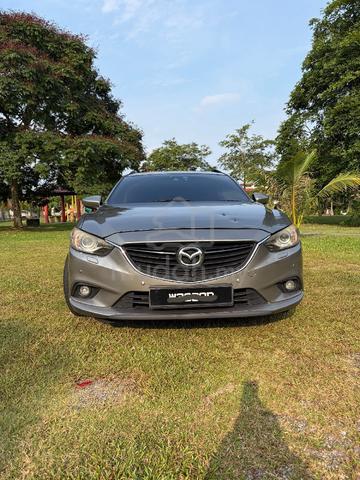 MAZDA 6 Grand Touring 2.5 SKYACTIV WAGON (2013)
- 3