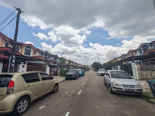 Jalan Ceria Taman Nusa Indah Nusajaya,Tuas/CIQ/bukit indah/Nusa idaman 1