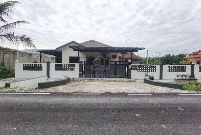 Pantai remis kuala Selangor tanah lot mini bungalow 1