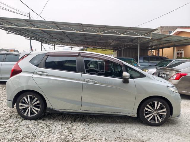 2015 Honda JAZZ 1.5 V MY2014 (A) - 3