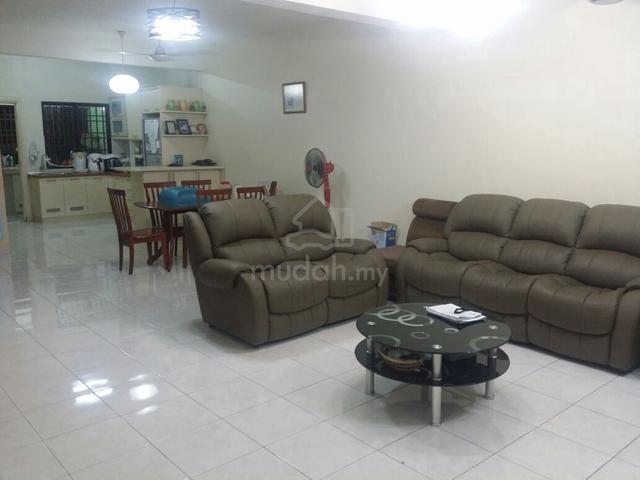 2sty house usj 14 usj 13 Usj 6 Subang Jaya 20x60 BELOW MARKET PRICE 1