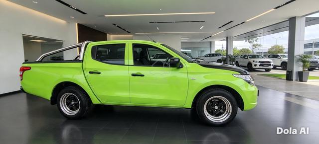 2019 Mitsubishi TRITON 2.5 QUEST 4X2 KL3TJNHFR (M) - 4