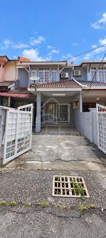 Lestari Perdana 8, Seri Kembangan | 2 Storey Terrance | Below Market 1