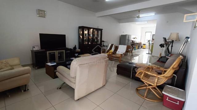 Drop Price 22x80 mellonia Suriaman 2b Sendayan  Double Storey Terrace 4