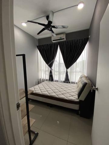 Greenfield Regency @ Tampoi Fully Furnished Room For Rent Inc WIFI Saj 1