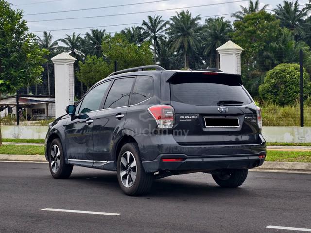 2016 Subaru FORESTER 2.0 I-P Power Boot SUV F/Loan - 4