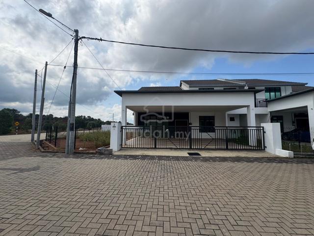 (CORNER LOT) SEMI-D 1½ Tingkat Di The Majestic Homes KOTASAS, Kuantan 1