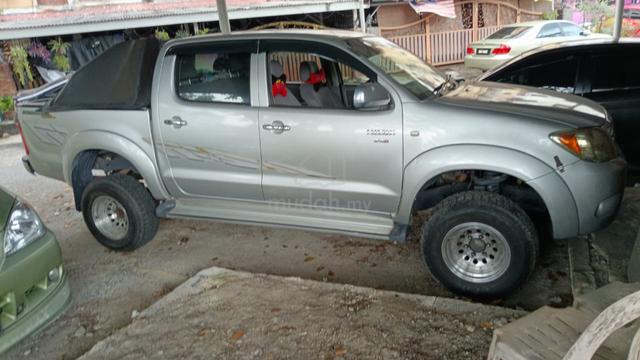2006 Toyota HILUX 2.5 G MY05 KUN25R (A) - 1
