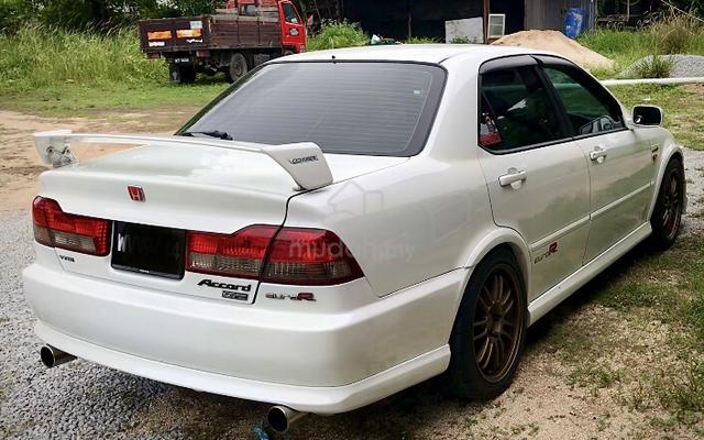 2000 Honda Accord EuroR Cf4/Cl1 2.2 VTEC (A) - 2