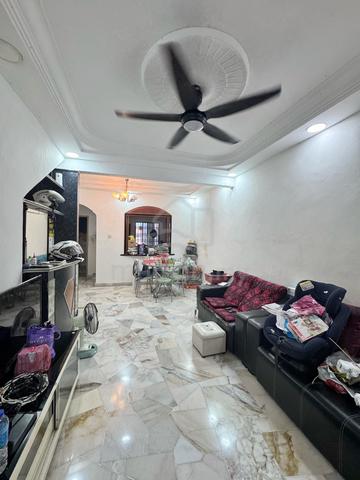 Sri Yaacob @ Skudai Double storey medium cost house Kitchen extend 1