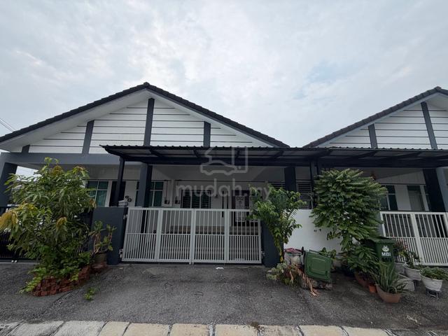 RENOVATED FREEHOLD 1-Storey Terrace @ Klebang 1