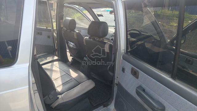 2000 Toyota UNSER 1.8 GLI (A) - 4
