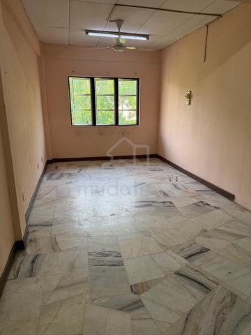 Flat PKNS Seksyen 7 Shah Alam 1