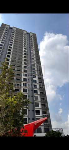 Middle Room for Rent โ Vista Sentul Residence 1