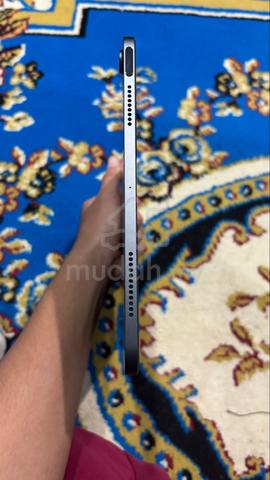 ipad air 5th 64GB wifi - photo 3 of 6