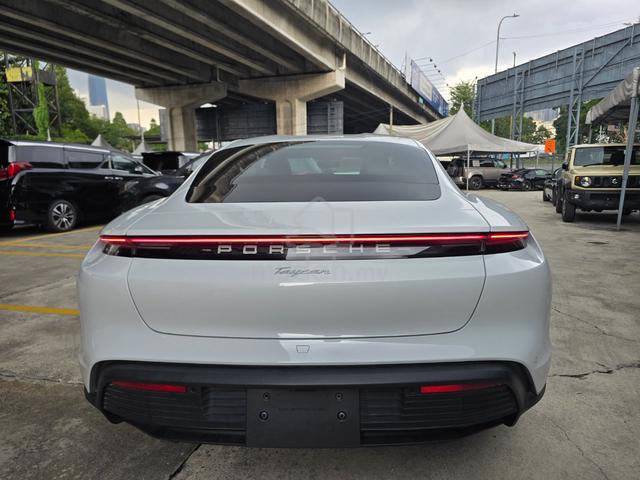 2023 Porsche TAYCAN 5 Year Warranty 4.5B/17k km - 4