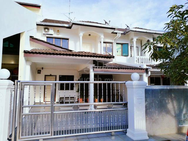 Melaka Tengah Kota Laksamana double storey fully furnished & Renovated 1