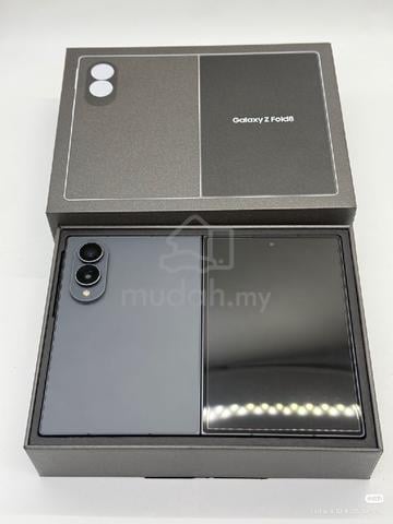 Samsung Z Fold 8 - 512 GB (used 1 month) - photo 2 of 5