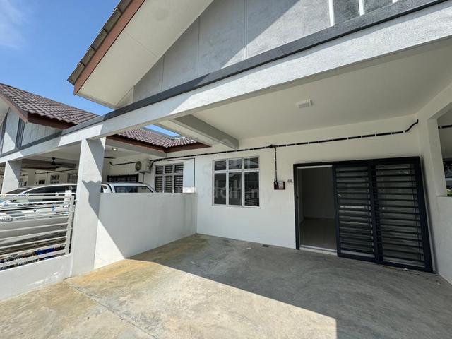 BARE NEW Single Storey Terrace Bandar Botani Parkland Bemban Jasin 1