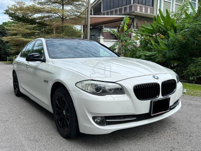 2011 Bmw 523i 2.5 HIGH-LINE/ NA Engine/ 1yWarranty - 1