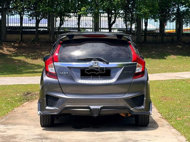 FULL LOAN 2016 Honda JAZZ 1.5 E-SPEC (A) - 5