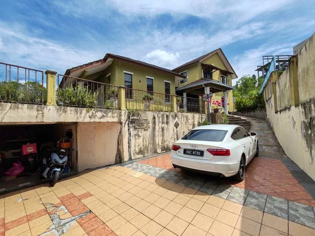 CHEAPEST Bungalow House Putra Hill Bandar Seri Putra Bangi 1