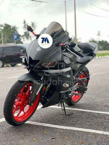 Yamaha R25 sportbike TMM - photo 2 of 5