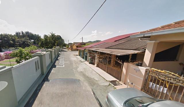 Perfect Starter Home! Single Storey Terrace House in Kuantan Town 4