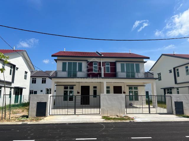 Full Loan Freehold Double Storey Cluster Semi D Jasin Serkam Amj Muar 1