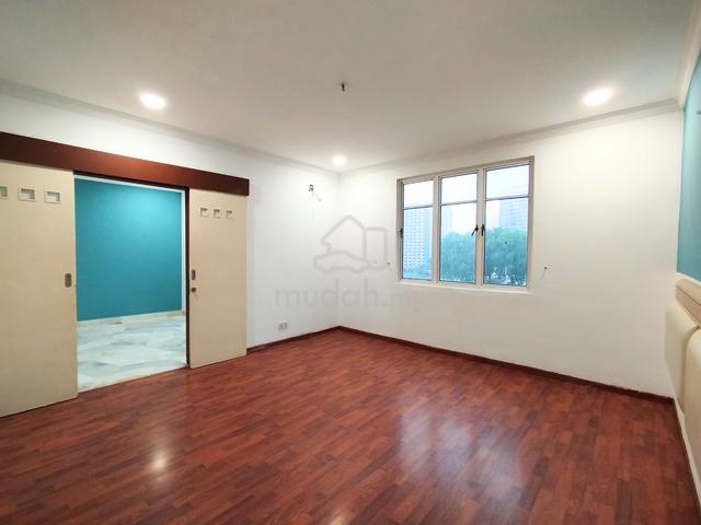 Holiday Place (D-Villa Residence) 1
