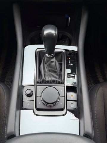 Mazda 3 Sedan 1.5 (Man 2019 | Reg 2020) - 4