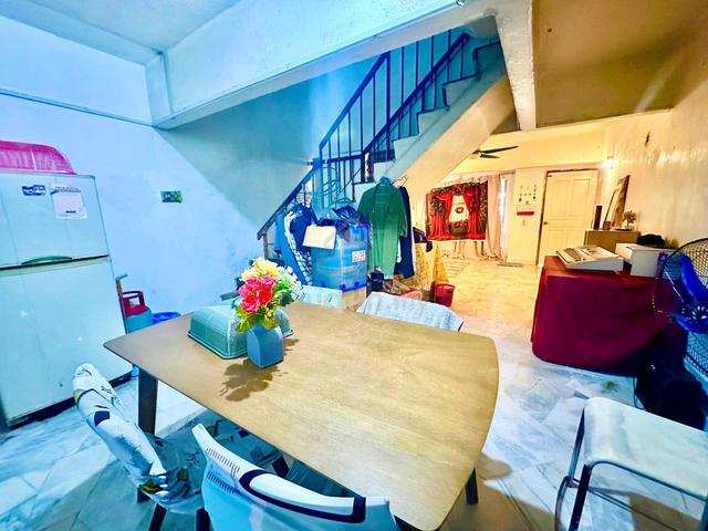 Freehold🔥3 Storey Terrace Taman Sri Muda Seksyen 25 Shah Alam 1