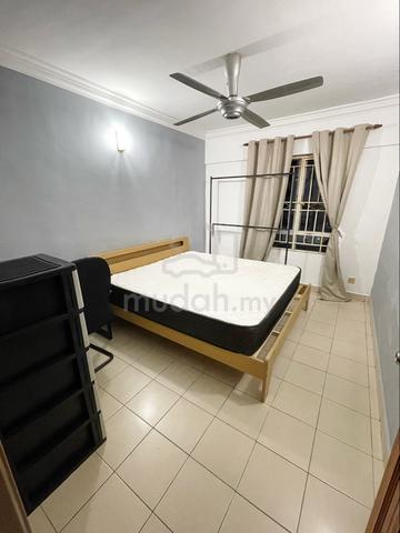 Middle room with aircond(Chinese male unit) 1