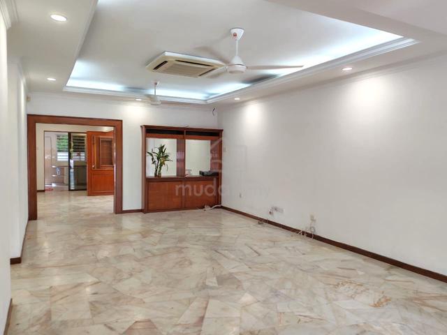 Renovated, partially furnsihed & very well maintained unit! 1