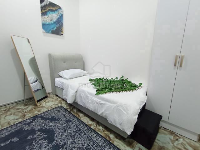 Bilik untuk disewa Fully Furnished baru siap reno Direct Owner 1