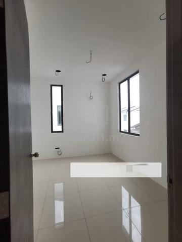 Hijauan Hills Simpang Ampat @ Tasek Double Storey End lot for sale 1