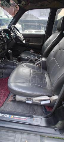 2004 Mitsubishi STORM 2.5 GLS (A) - 4