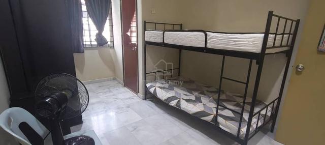 Student Friendly Fully Furnished 2-Storey Terraced House For Rent 1