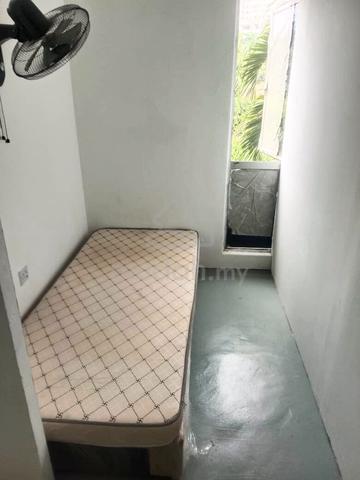 Bilik Sewa Bajet Kajang - Lelaki Sahaja 1