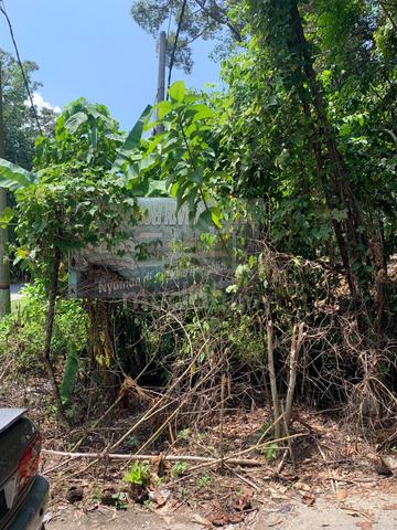 4.5 Ekar Batu 7 Sg Siput, Bumi Lot Tepi Jalan 1
