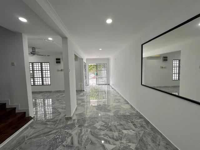 Putra Heights Section 8 - Double Sty House 22X75 For Sale 1
